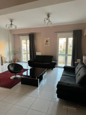 Top-Floor in Poligono, Spacious 2-Bedroom Apartment